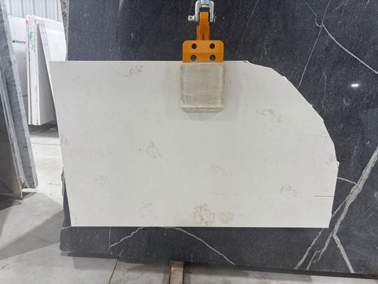 LX Hausys White Solace- 3cm